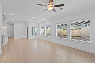 10115 Crescendo Way, Rosharon, TX 77583 - Photo 5