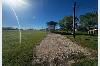 101 Tupelo 1 N, Palacios, TX 77465 - Photo 7