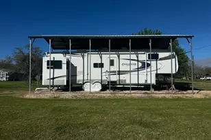 101 Tupelo 1 N, Palacios, TX 77465 - Photo 1