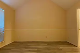 215 W New Meadows Dr, Sugar Land, TX 77479 - Photo 9