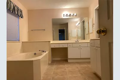 215 W New Meadows Drive, Sugar Land, TX 77479 - Photo 15