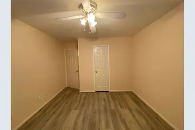 215 W New Meadows Drive, Sugar Land, TX 77479 - Photo 23