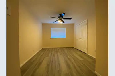 215 W New Meadows Drive, Sugar Land, TX 77479 - Photo 21