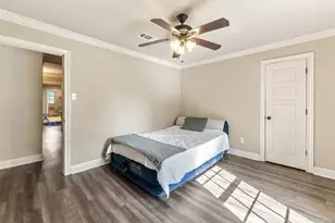114 Elmwood St, Huntsville, TX 77320 - Photo 19