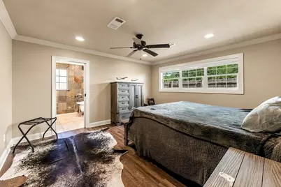 114 Elmwood Street, Huntsville, TX 77320 - Photo 15