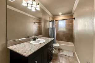 114 Elmwood St, Huntsville, TX 77320 - Photo 21
