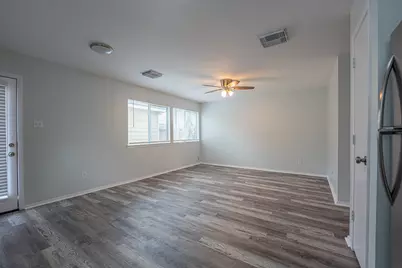 6247 Elton Knolls Street, Katy, TX 77449 - Photo 11