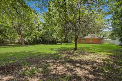 802 Cline Street, Huntsville, TX 77340 - Photo 25