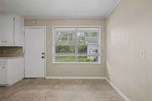802 Cline St, Huntsville, TX 77340 - Photo 7