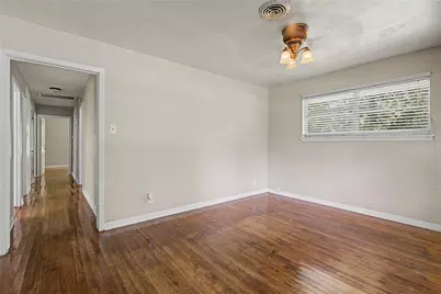 802 Cline Street, Huntsville, TX 77340 - Photo 5