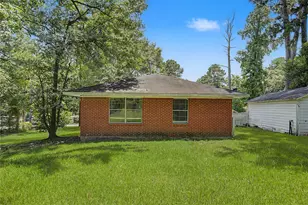 802 Cline St, Huntsville, TX 77340 - Photo 23