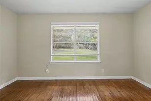 802 Cline St, Huntsville, TX 77340 - Photo 13