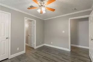 164 Varsity Dr, Huntsville, TX 77340 - Photo 21