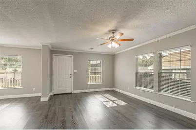 164 Varsity Drive, Huntsville, TX 77340 - Photo 7