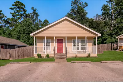 164 Varsity Drive, Huntsville, TX 77340 - Photo 1