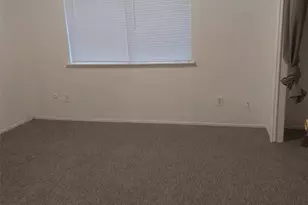 8151 Misty Ridge Ln, Houston, TX 77071 - Photo 5