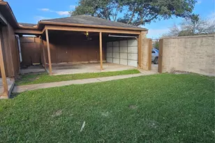 8151 Misty Ridge Ln, Houston, TX 77071 - Photo 1