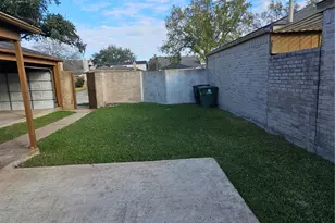 8151 Misty Ridge Ln, Houston, TX 77071 - Photo 15