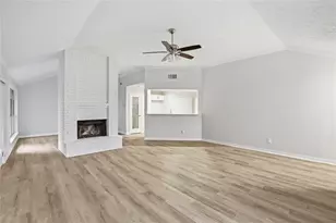 2028 Sandy Knoll Dr, Missouri City, TX 77489 - Photo 3