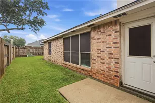 2028 Sandy Knoll Dr, Missouri City, TX 77489 - Photo 15