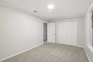 2028 Sandy Knoll Dr, Missouri City, TX 77489 - Photo 9