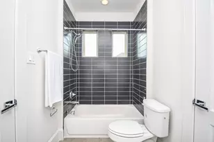 8515 S Rose Terrace Ln, Houston, TX 77055 - Photo 29