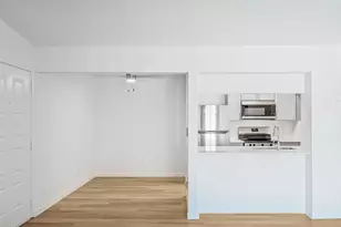 4600 West Pioneer Dr, Irving, TX 75061 - Photo 11