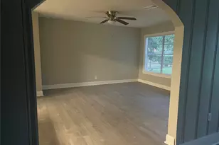 5959 Southgood St, Houston, TX 77033 - Photo 11