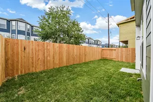 14727 Blooming Jasmine Trail, Houston, TX 77082 - Photo 33