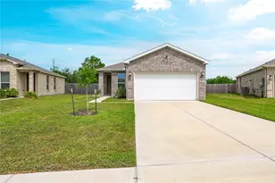 7318 Donnino Dr, Texas City, TX 77591 - Photo 3