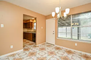 12011 Monument Valley Dr, Houston, TX 77067 - Photo 5