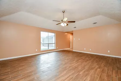 12011 Monument Valley Drive, Houston, TX 77067 - Photo 3