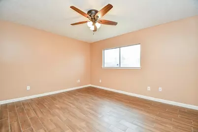 12011 Monument Valley Drive, Houston, TX 77067 - Photo 9