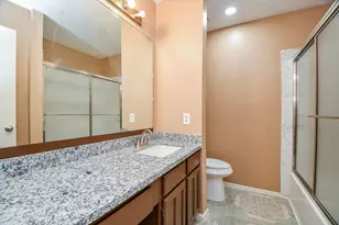 12011 Monument Valley Dr, Houston, TX 77067 - Photo 17