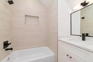 2308 Reinerman St, Houston, TX 77007 - Photo 9