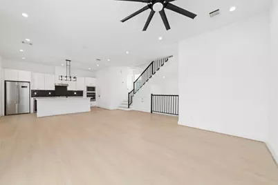 2308 Reinerman Street, Houston, TX 77007 - Photo 5