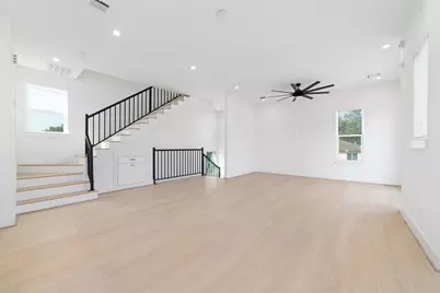 2308 Reinerman Street, Houston, TX 77007 - Photo 7
