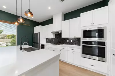 2308 Reinerman Street, Houston, TX 77007 - Photo 1