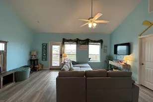 124 Howard Ave, Surfside Beach, TX 77541 - Photo 17