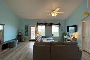 124 Howard Ave, Surfside Beach, TX 77541 - Photo 19