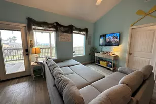 124 Howard Ave, Surfside Beach, TX 77541 - Photo 15