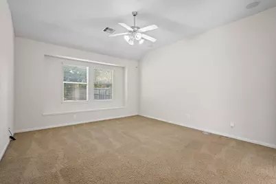 15214 Sky Brook Lane, Houston, TX 77044 - Photo 17