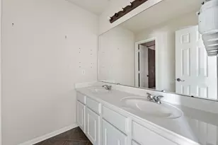 15214 Sky Brook Ln, Houston, TX 77044 - Photo 27