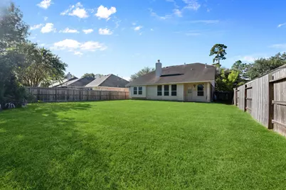 15214 Sky Brook Lane, Houston, TX 77044 - Photo 29