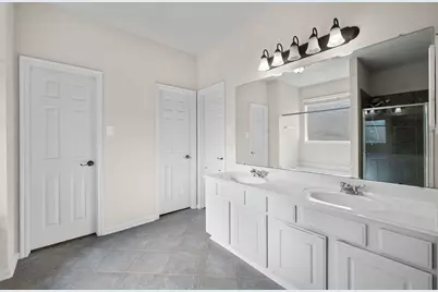 15214 Sky Brook Lane, Houston, TX 77044 - Photo 19