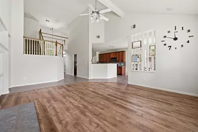 15214 Sky Brook Lane, Houston, TX 77044 - Photo 9