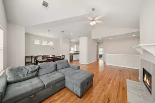 11516 Main Maple Dr, Houston, TX 77025 - Photo 7