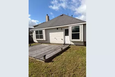 5211 Lagoon Court, Bacliff, TX 77518 - Photo 11