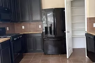 5211 Lagoon Ct, Bacliff, TX 77518 - Photo 9