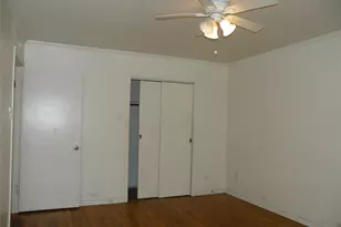 1015 Pear Dr, Huntsville, TX 77320 - Photo 17